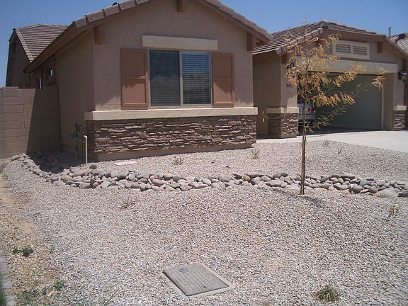 3rd image of 684 E Baker Dr