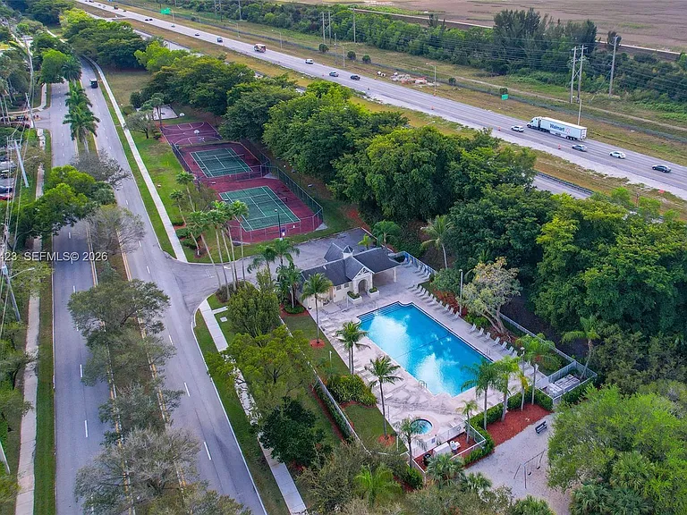 7858 Dixie Beach Cir #7858 — Photo 19