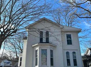 402 W 9th St, Connersville, IN 47331