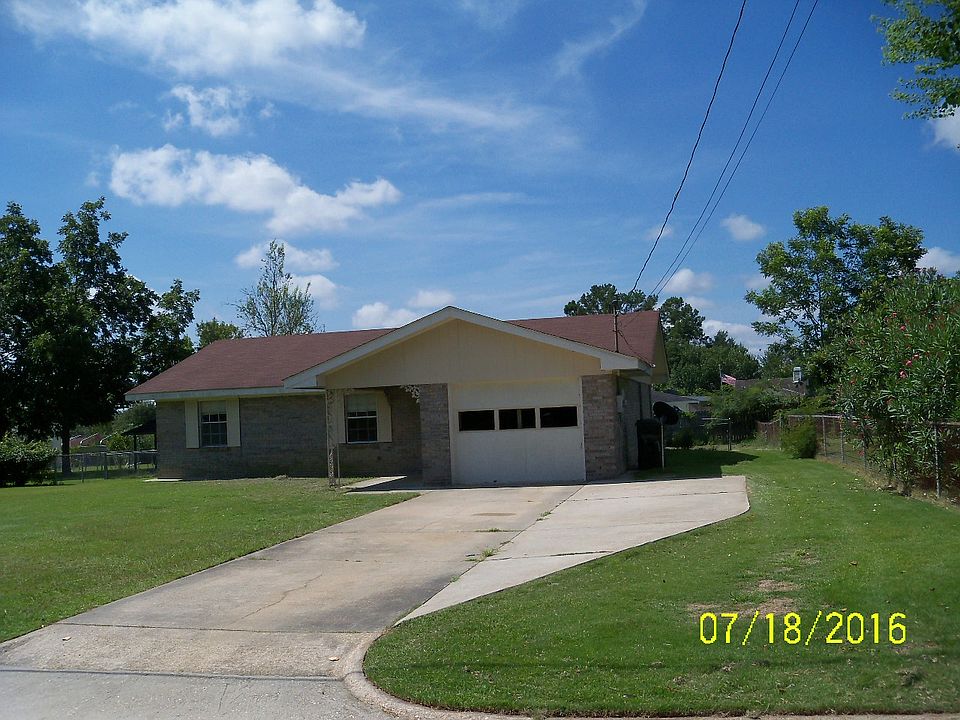 2206 Glen Haven Dr, Dothan, AL 36301 Zillow