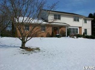 1242 Saddle Dr, Nazareth, PA 18064