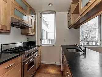 Rented by Warburg