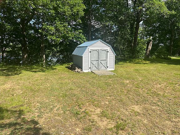 4th image of 37 Penobscot Avenue