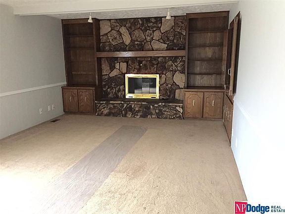 5th image of 2936 Leawood Dr