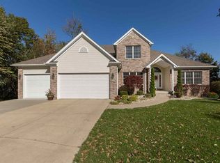 127 8th Ave, Hampton, IL 61256