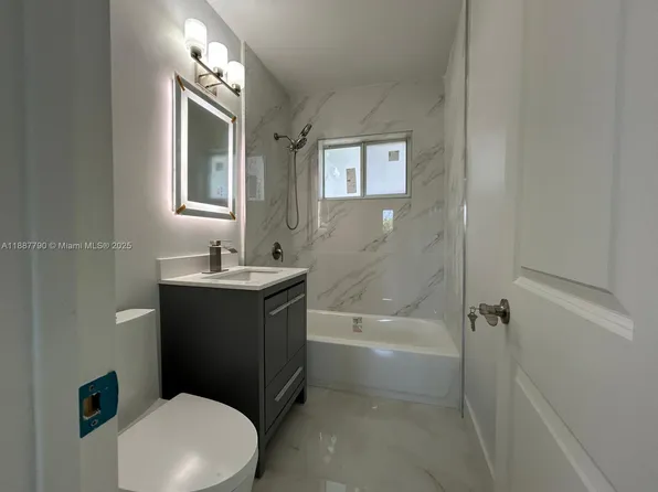 11865 SW 186th St, Miami, FL 33177