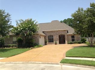 9305 Alcove Ln, Ocean Springs, MS 39564