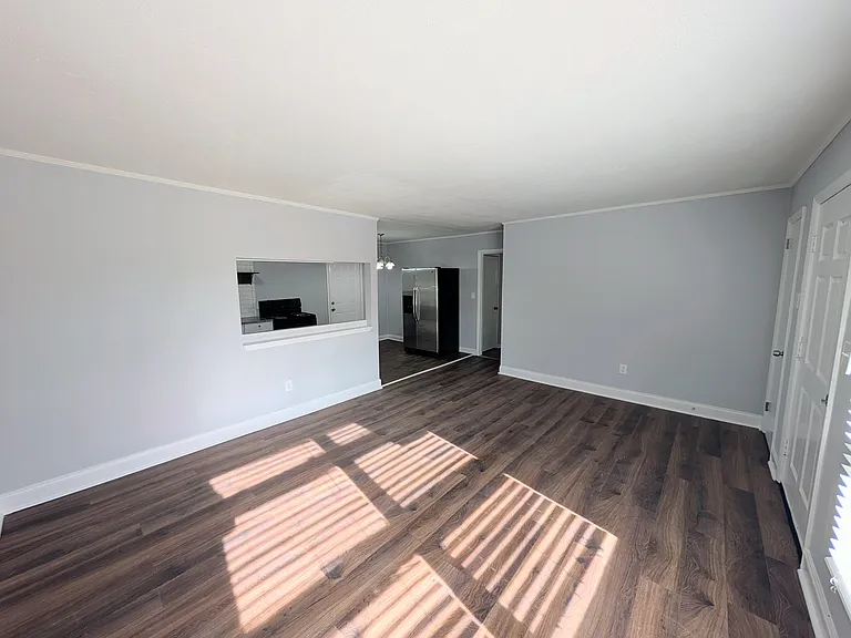 70 Ruzelle Dr SW — Photo 11