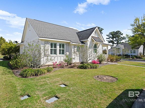 2nd image of 700 Boundary Dr