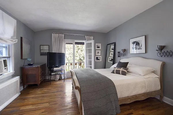 Rented by Town Residential | media 17