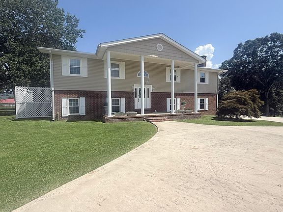 4th image of 1220 Doctor Lee Ave