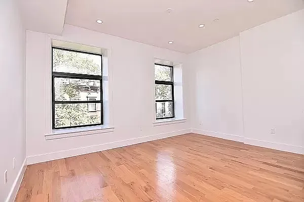 Rented by Bohemia Realty Group | media 17