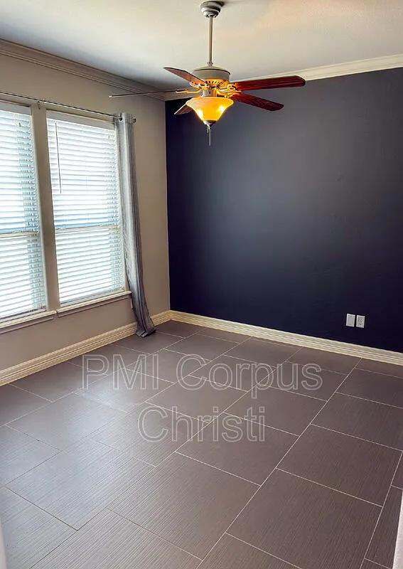 4 bed, 3.5 bath, 2952 sqft, $3,200 — Photo 4