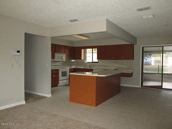 5th image of 3216 NE 15th Ave
