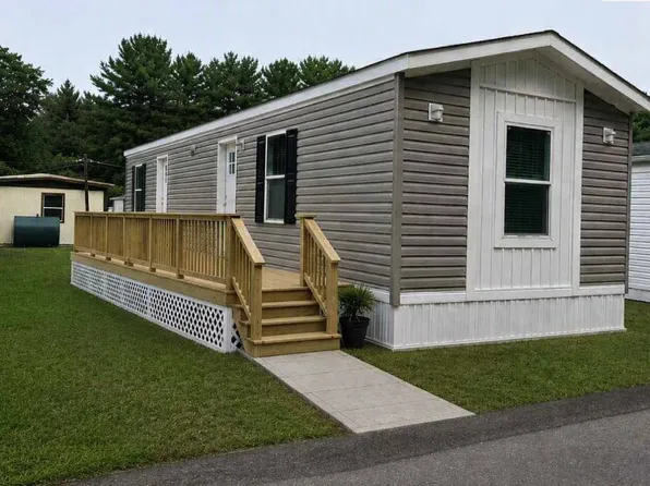 9735 Chillicothe Rd #33, Willoughby, OH 44094