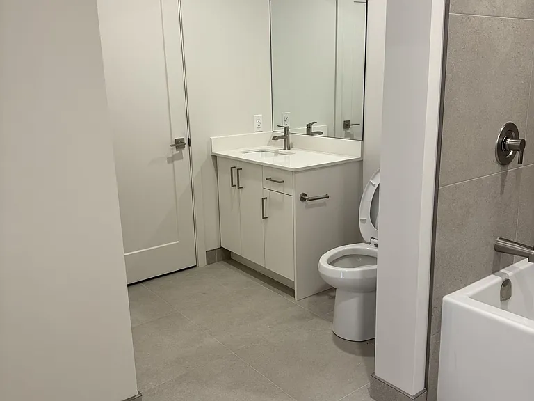 1301 Dorchester Ave #3 — Photo 6
