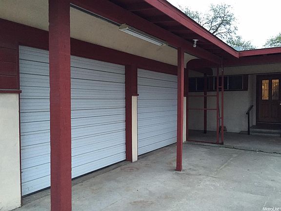 2nd image of 3962 Santa Fe St