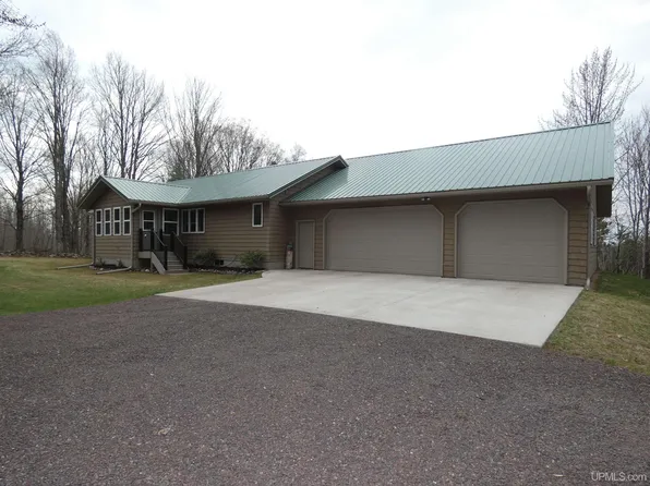 15659 Shively Rd, Bruce Crossing, MI 49912