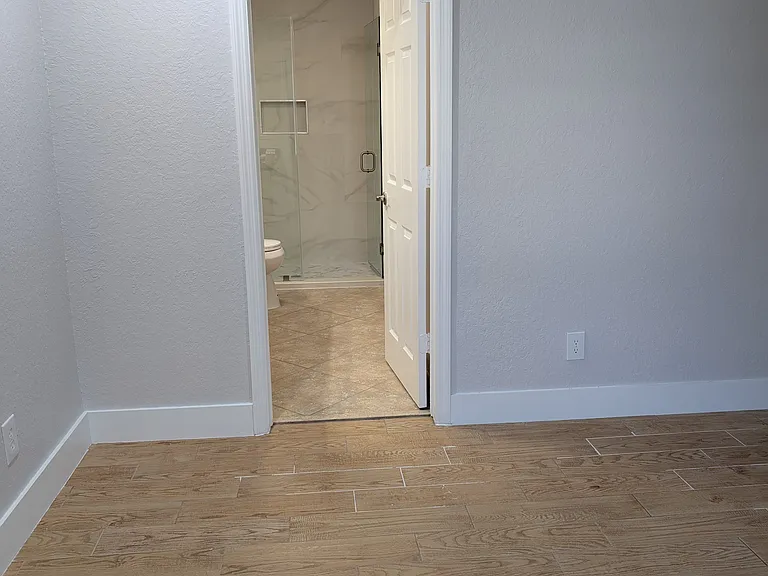 22104 Majestic Woods Way — Photo 13