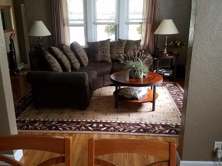 443 Elm St — Photo 5