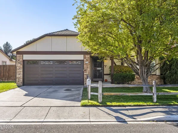 1713 Candlewood St, Sparks, NV 89434