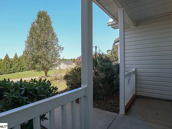4th image of 117 Glastonbury Dr