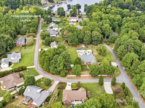 4853 Austin Shores Dr, Denver, NC 28037