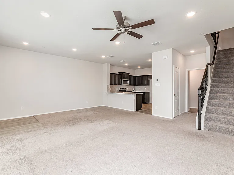 2216 Canongate Dr — Photo 4