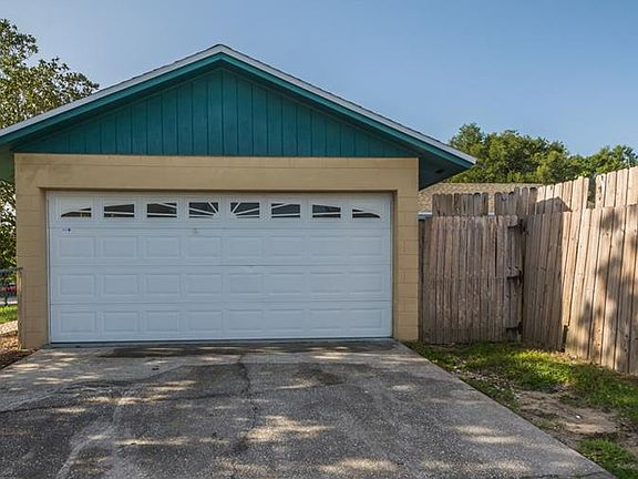 5th image of 212 Enka Ave