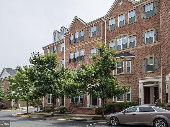 2nd image of 15055 Leicestershire St