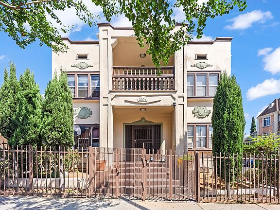 3rd image of 200 N Soto St APT 3