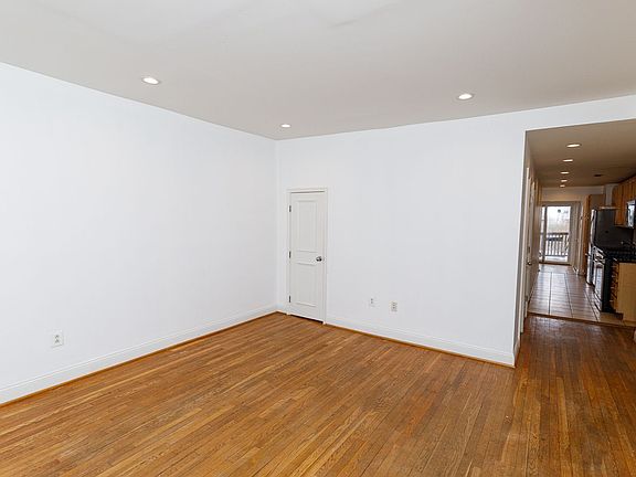 4th image of 412 Evarts St NE APT 1