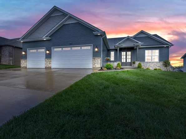 287 Laurens Spring Ct, Lake Saint Louis, MO 63367