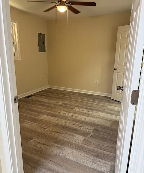 1115 Thomason St #C — Photo 3