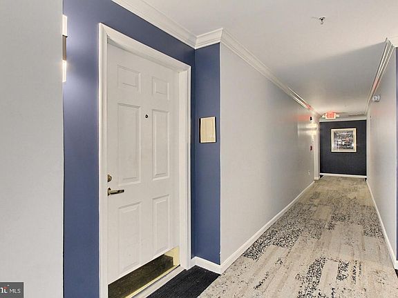 4th image of 5108 Donovan Dr APT 404