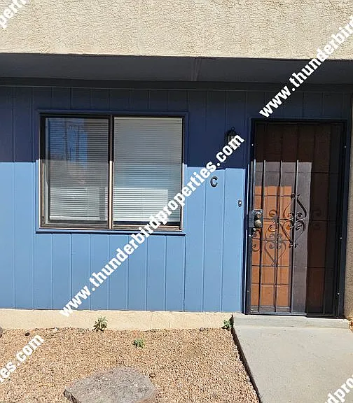 1117 Louisiana Blvd SE — Photo 2