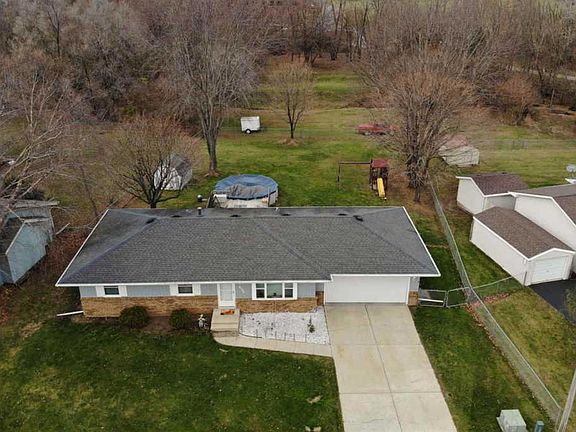 2nd image of 4756 Minns Dr