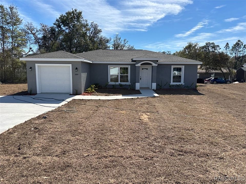 1st image of 2420 W Menores Dr