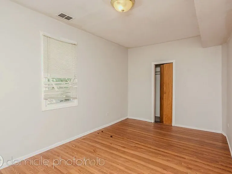 4541 N Western Ave #2 — Photo 8