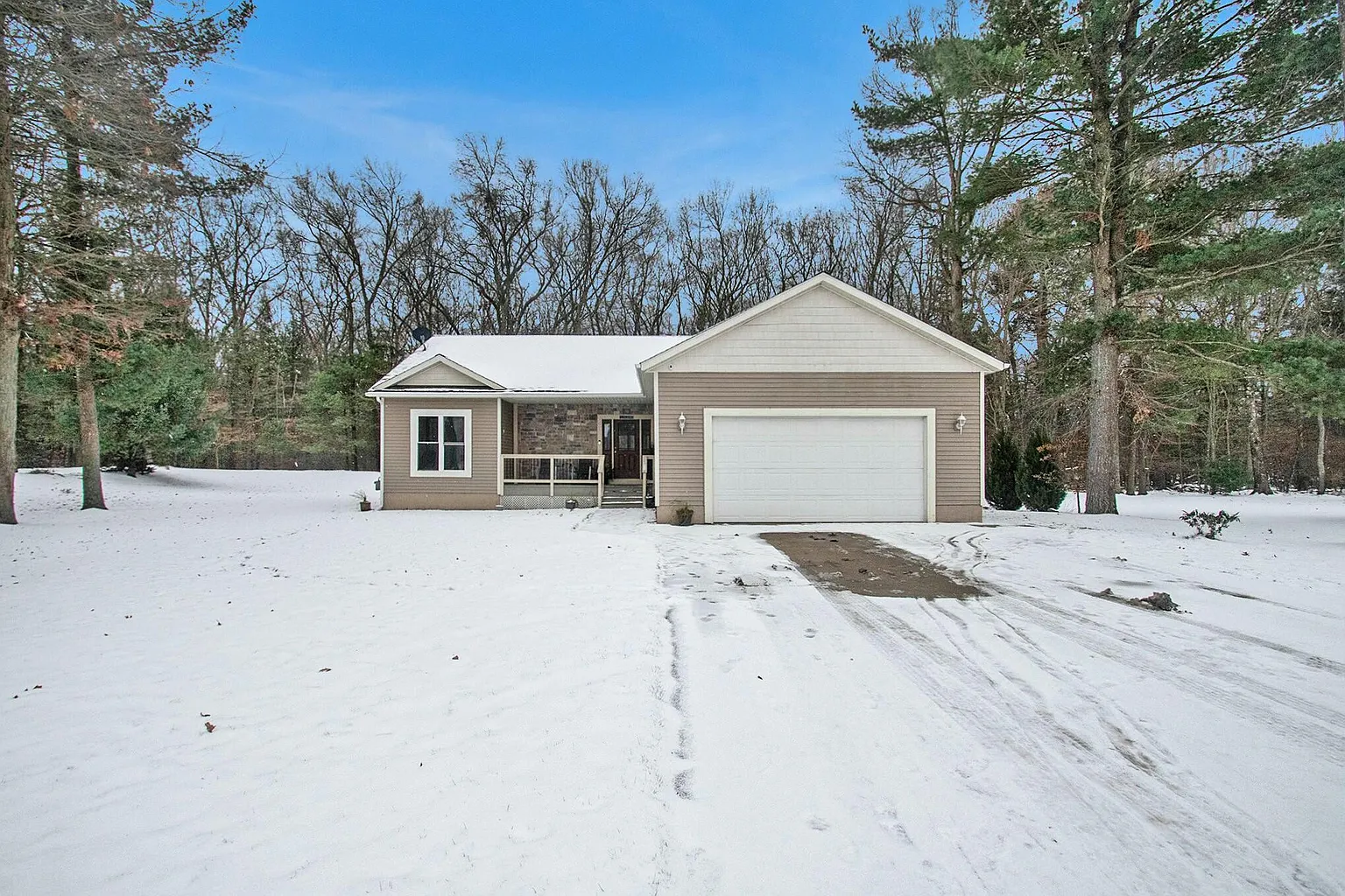 5229 Jackson Ct photo 1