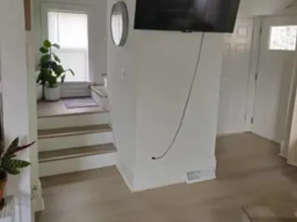 411 S 65th St, Milwaukee, WI 53214