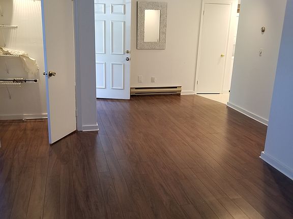 4th image of 43 Brushy Neck Ln APT 4