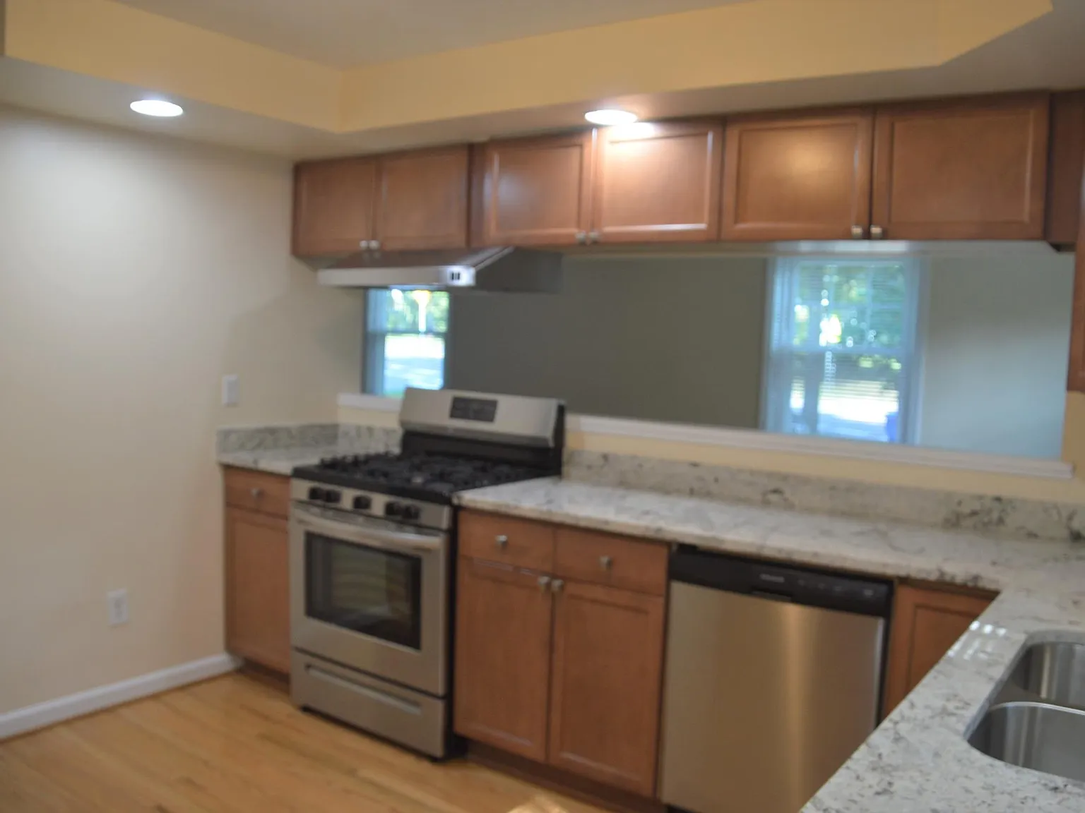 2 Green Hill Ln — Photo 3