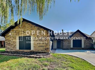 414 Magnolia Dr, Forney, TX 75126