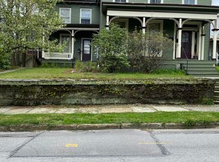 869 1/2 Liberty St #2, Meadville, PA 16335
