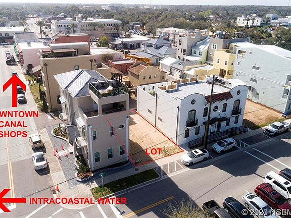 2nd image of 132 Julia St
