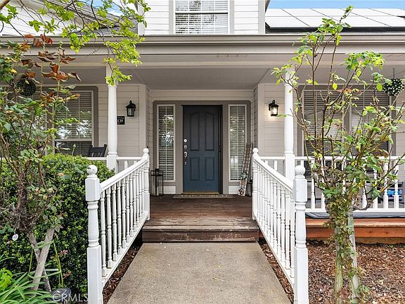 3rd image of 1449 Country Oak Dr