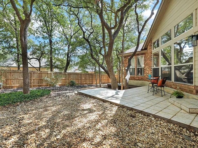 26 Silverhorn Dr — Photo 31
