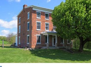 5596 Donats Peak Rd, Kempton, PA 19529