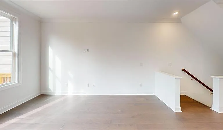141 Basil St — Photo 3